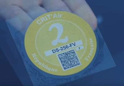 Et non, la partie carrée dégueulasse ne s'enlève pas...