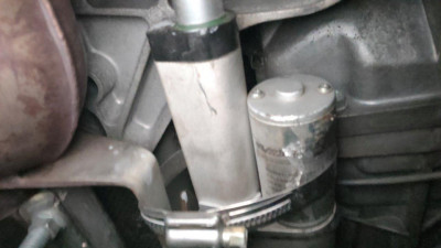 vérin refixé avec collier