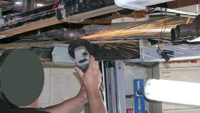 P1180006 Finition découpe.jpg